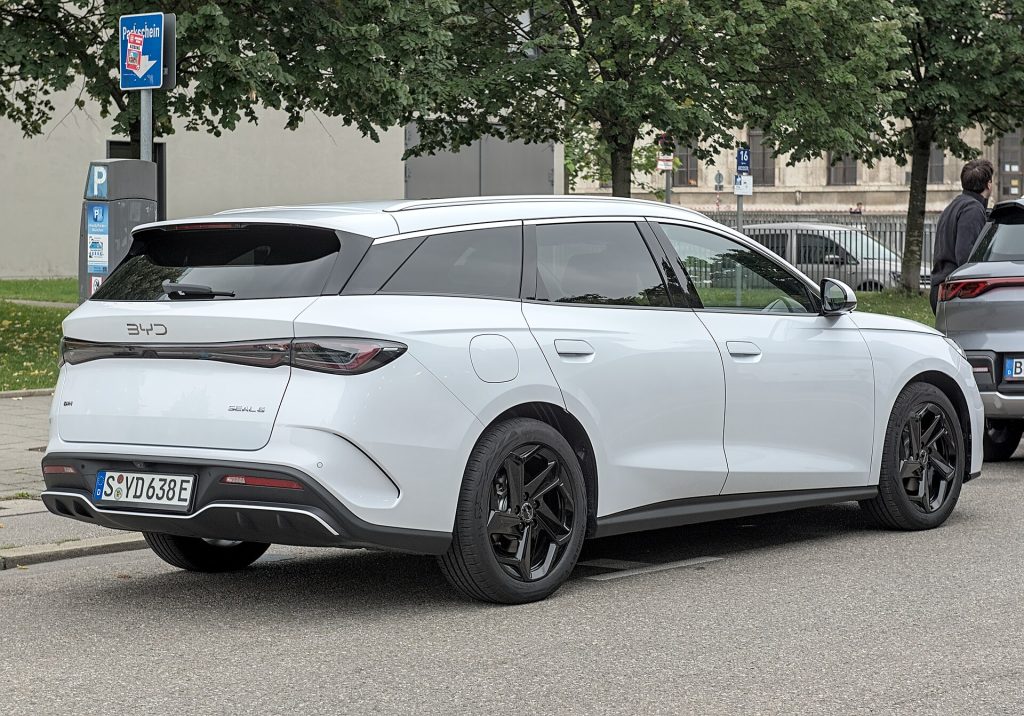 BYD Seal 6 DM-i Touring